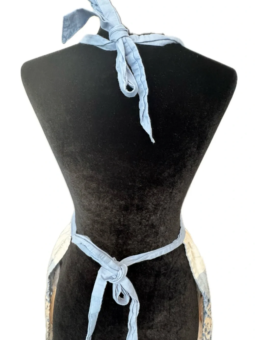Anthropologie Embroidered Eyelet Apron – Blue & Ivory Boho